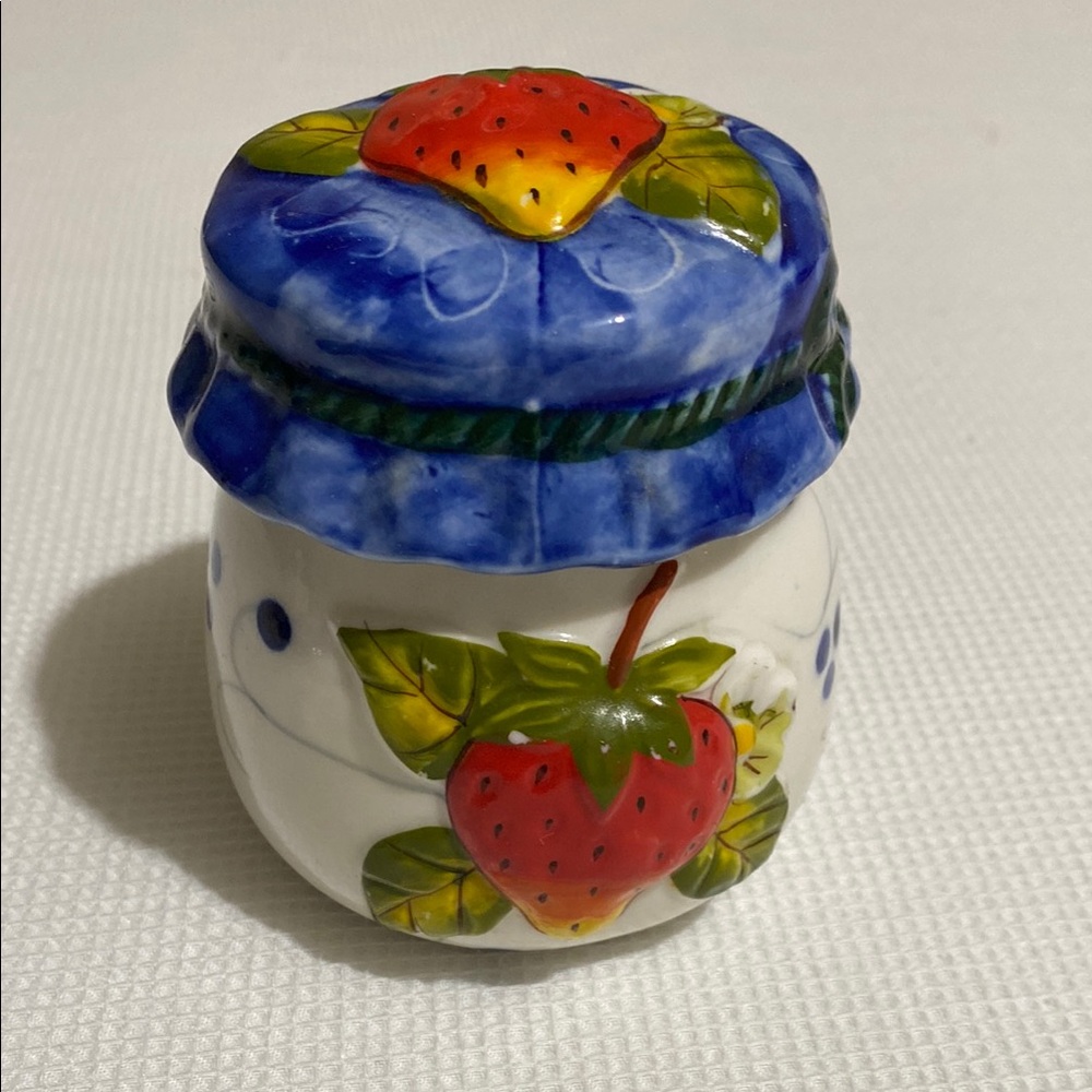 Vintage Strawberry Creamer, Sugar Bowl w/ Lid and Tray Set - Picture 6 of 10